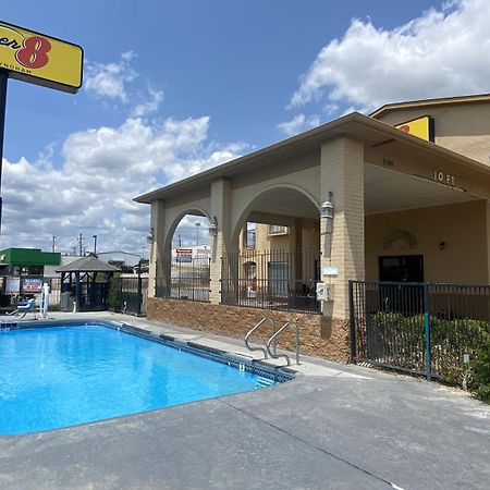 Super 8 By Wyndham Decatur Texas Hotel Exterior foto